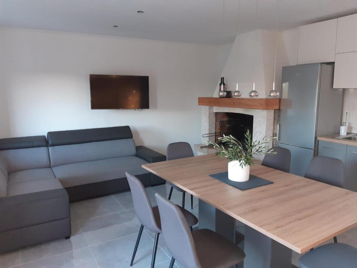 Olive Grove House Lumbarda 빌라 외부 사진